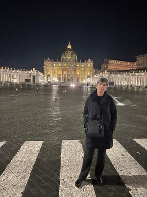 night time in Saint Peter's Square